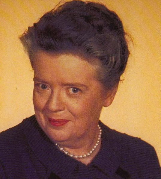 AUNT BEE’S APPLE PIE